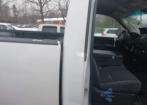 2008 GMC Sierra 2500Hd Sle1 z USA, uszkodzony, nr VIN 1GTHK24K38E103755